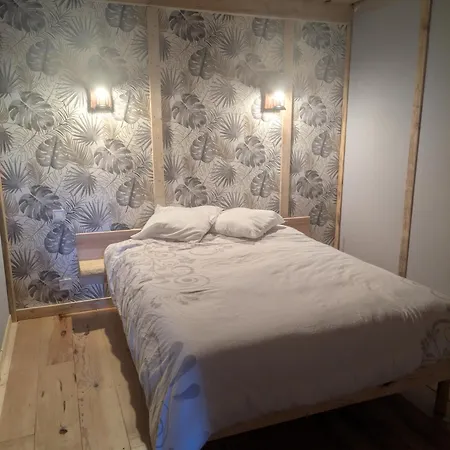 לינה וארוחת בוקר Le Relais De La Mine Champagnac (Auvergne)